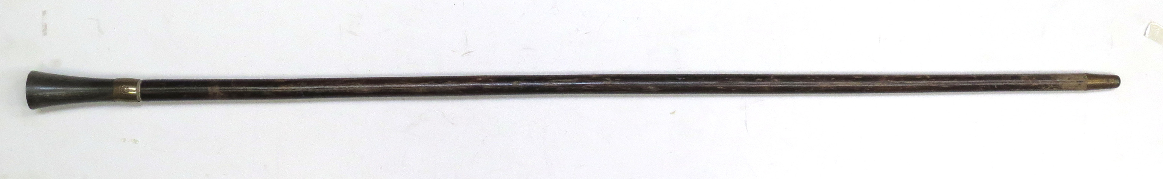 Spatserkäpp med vapensköld, 1800-tal, trä och horn med mässingsbeslag, _10403a_lg.jpeg