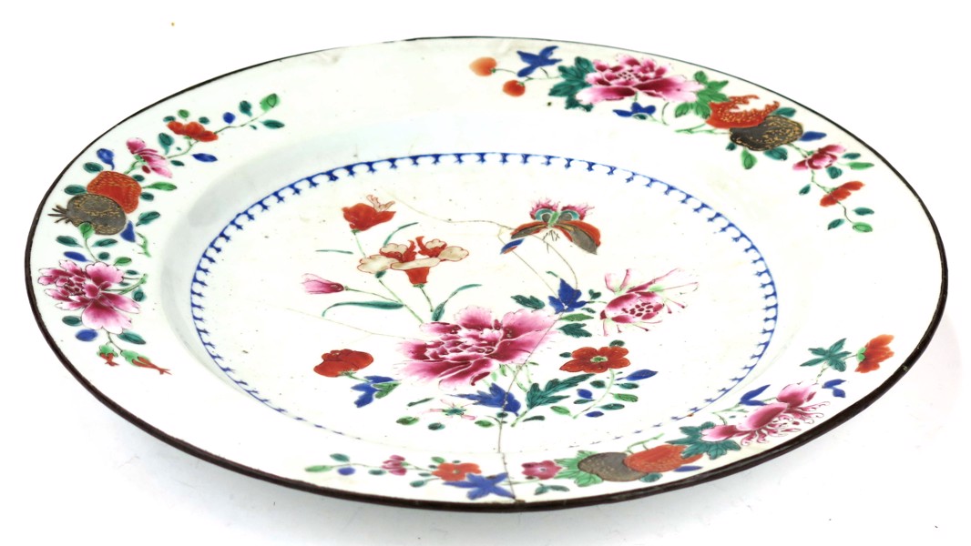 Fat, porslin, Kina, Qianlong (1736-95), dekor av pioner mm i famille-rose-färger, _1141a_8d82e2aff2c3ceb_lg.jpeg