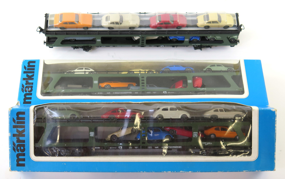 Modelljärnvägsvagnar, 3 st, Märklin, biltransporter, modell 4074_12267a_8d9671a43aedc9d_lg.jpeg