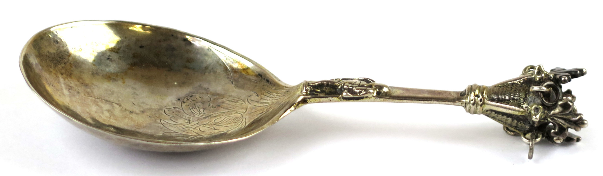 Supsked, så kallad skrammelsked, silver, barock, sekelskiftet 1700, kronformad knopp med ringformade hängen, _12777a_lg.jpeg