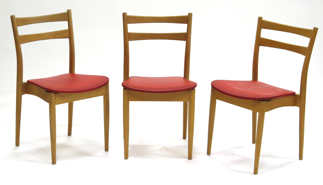 Okänd designer, 1950-60-tal, stolar, 3 st, bok med röd skaiklädsel, _16032a_8d9df4ef0af8a30_lg.jpeg