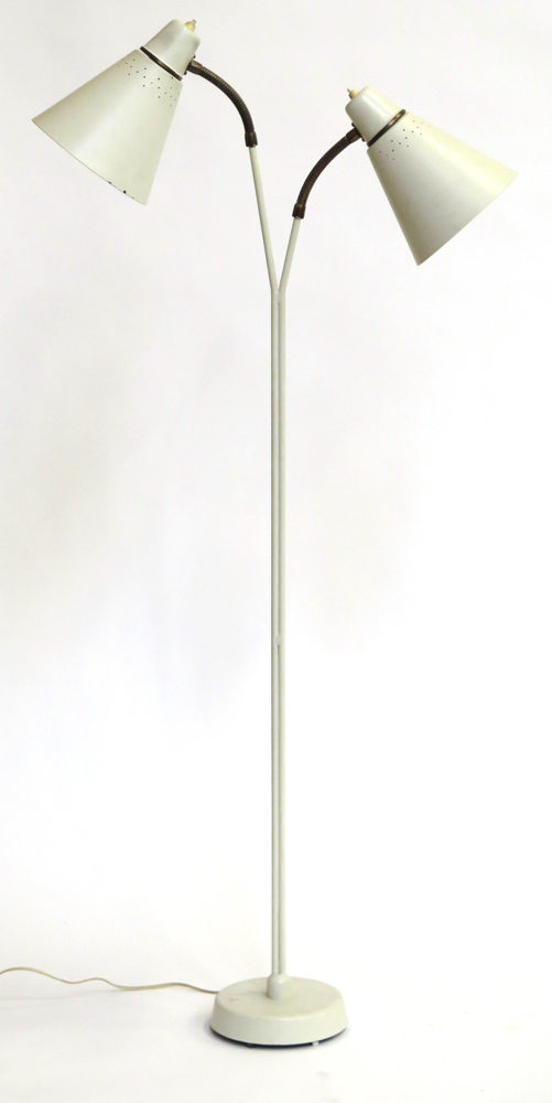 ok-nd-designer-1950-tal-golvlampa-med-dubbla-ljusarma-auktion