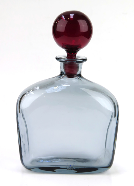 Lindstrand, Vicke för Kosta, flaska med propp, glas, svagt blåtonat glas med röd propp, _19084a_8da3cc38b183984_lg.jpeg