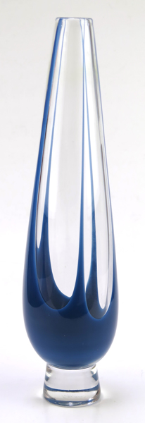 Lindstrand, Vicke för Kosta, vas, glas, spolformad med dekor i blått underfång, _19086a_8da3cc3a4ee67fc_lg.jpeg