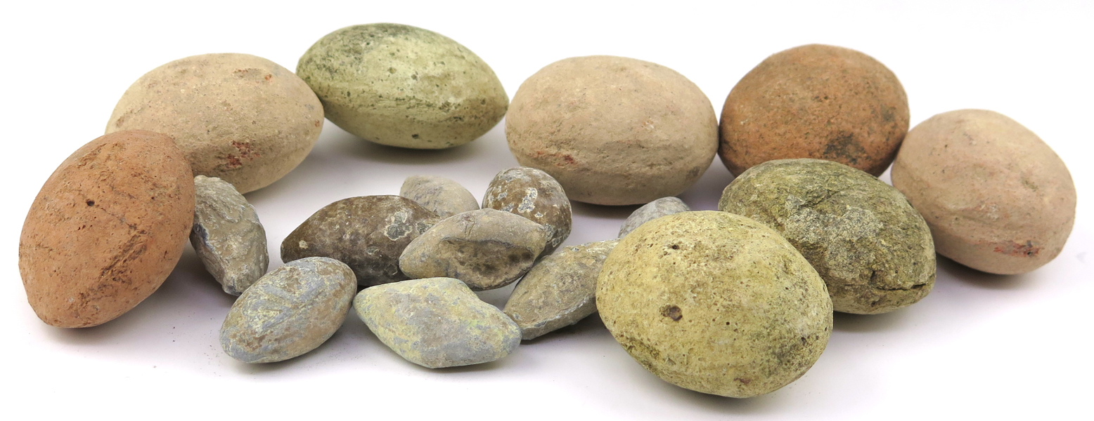 Slungstenar, 9 + 8 st, bly respektive sten, romersk-etruskiska, _19558a_8da4a0f8bcba684_lg.jpeg