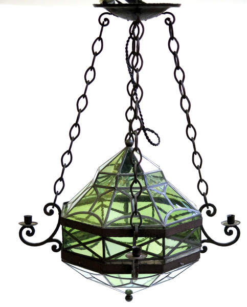Okänd designer, 1910-20-tal, taklampa, smide med gröna glasskivor, _19692a_lg.jpeg
