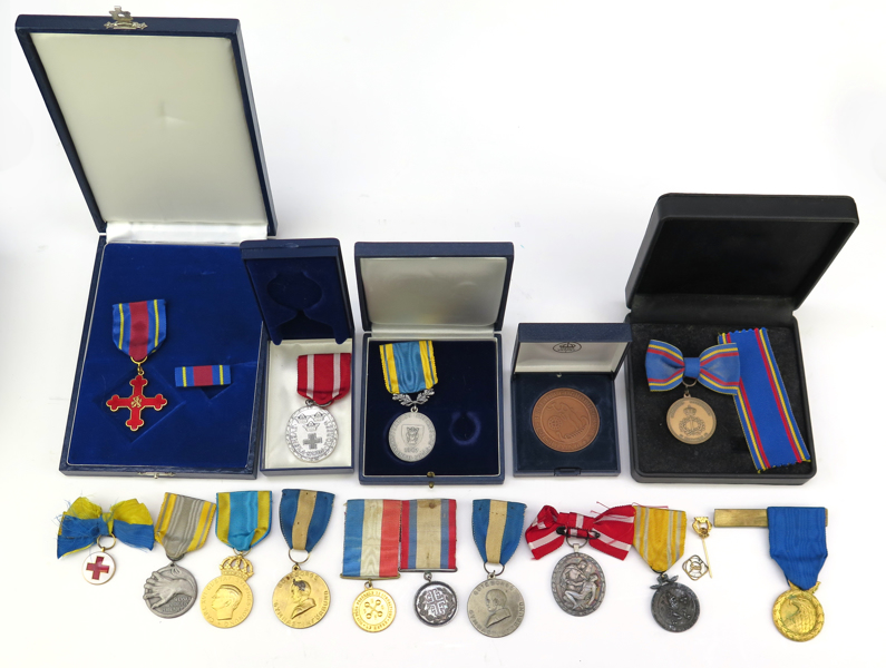 Parti medaljer, civila och militära, _20130a_8da5443697aad0c_lg.jpeg