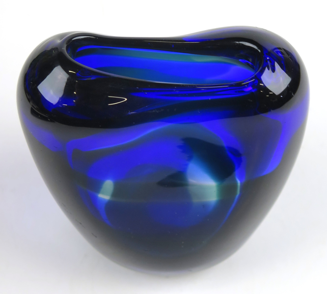Meydam, Floris för Meydam, vas, blå glasmassa_23907a_8dacbd6dd040998_lg.jpeg