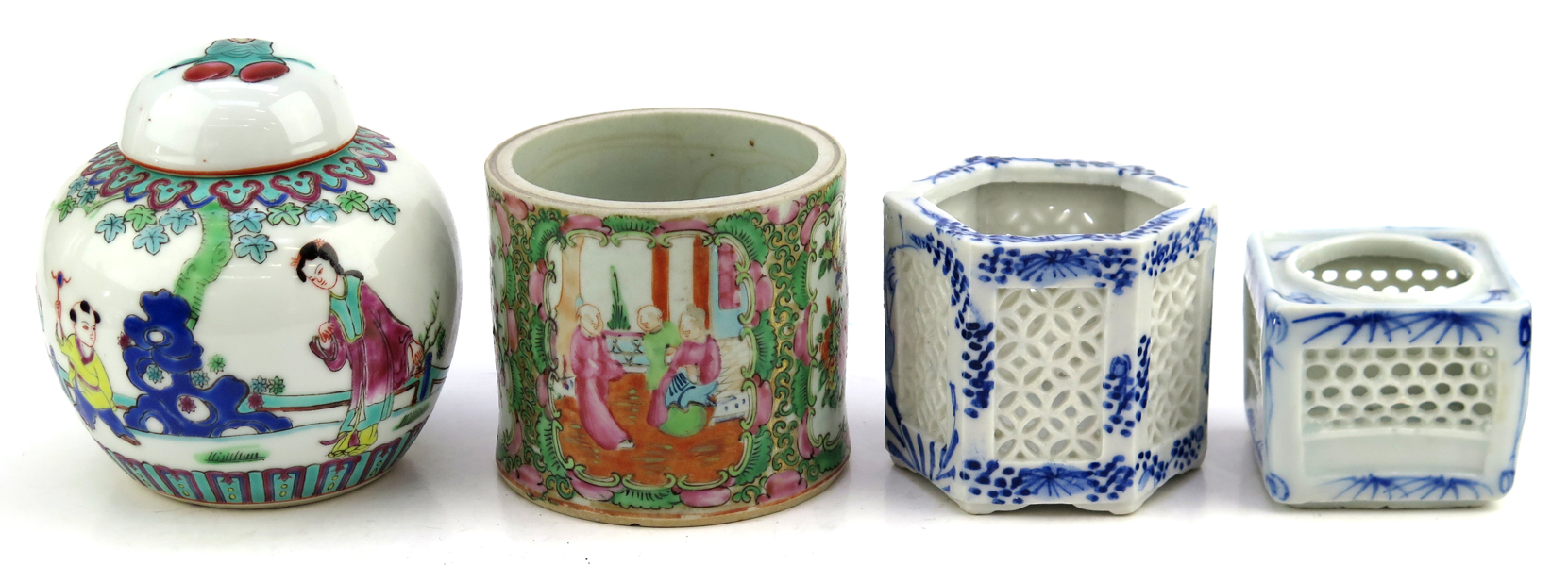 Bojan med lock, penselskål samt 2 rökelsekar, porslin, Kina och Japan, 1900-tal, _23957a_lg.jpeg