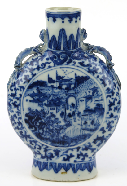 Flaska, porslin, så kallad pilgrimsflaska, Kina, 18-1900-tal, _24307a_lg.jpeg