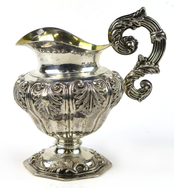 Gräddkanna, silver, senempire, 1800-talets 1 hälft, dekor av akantus mm, vikt 280 gram, _24538a_8dad8471e04c70d_lg.jpeg