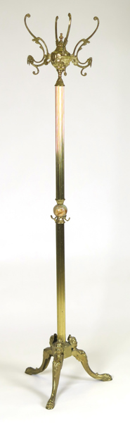 Tamburmajor, mässing och onyx, 1900-talets 2 hälft, höjd 176 cm_25249a_8daf3d9b9ef2959_lg.jpeg