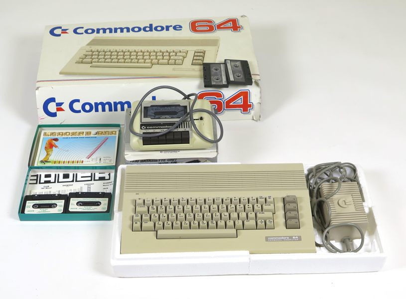 Commodore 64, med bandspelare samt spel_25320a_8daf57e92280483_lg.jpeg