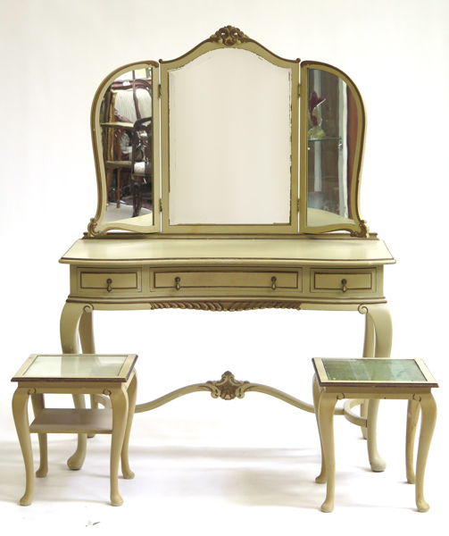 Toilettebord samt 1 par nattygsbord, lackerat och bronserat trä, rokokostil, 1900-talets 1 hälft, _2712a_lg.jpeg