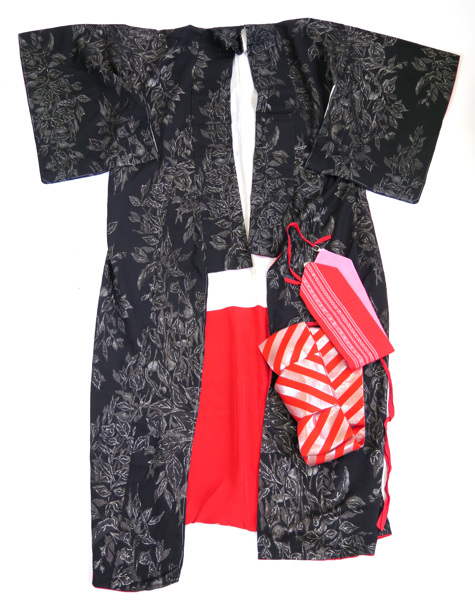 Kimono, Siden, Japan, 1960-tal,_2754a_8d85be8ee516e26_lg.jpeg