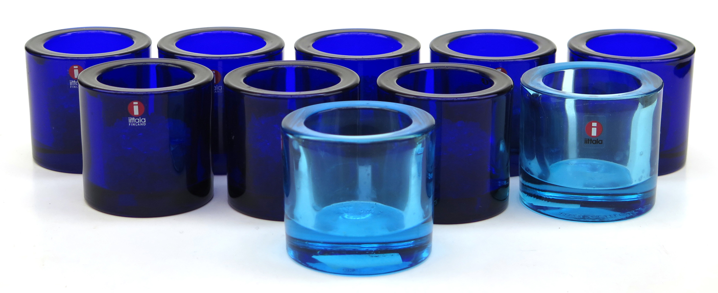 Orvola, Heikki för Marimekko, Iittlala, ljuslyktor, 10 st, blå glasmassa, "Kivi", höjd 6 cm_28314a_8db5610af6d66c5_lg.jpeg