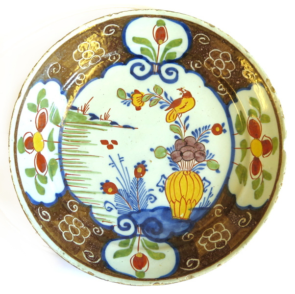 Tallrik, fajans, Holland 1700-tal, dekor i starkeldsfärger, av strand och fågel, diameter 23 cm_28365a_lg.jpeg