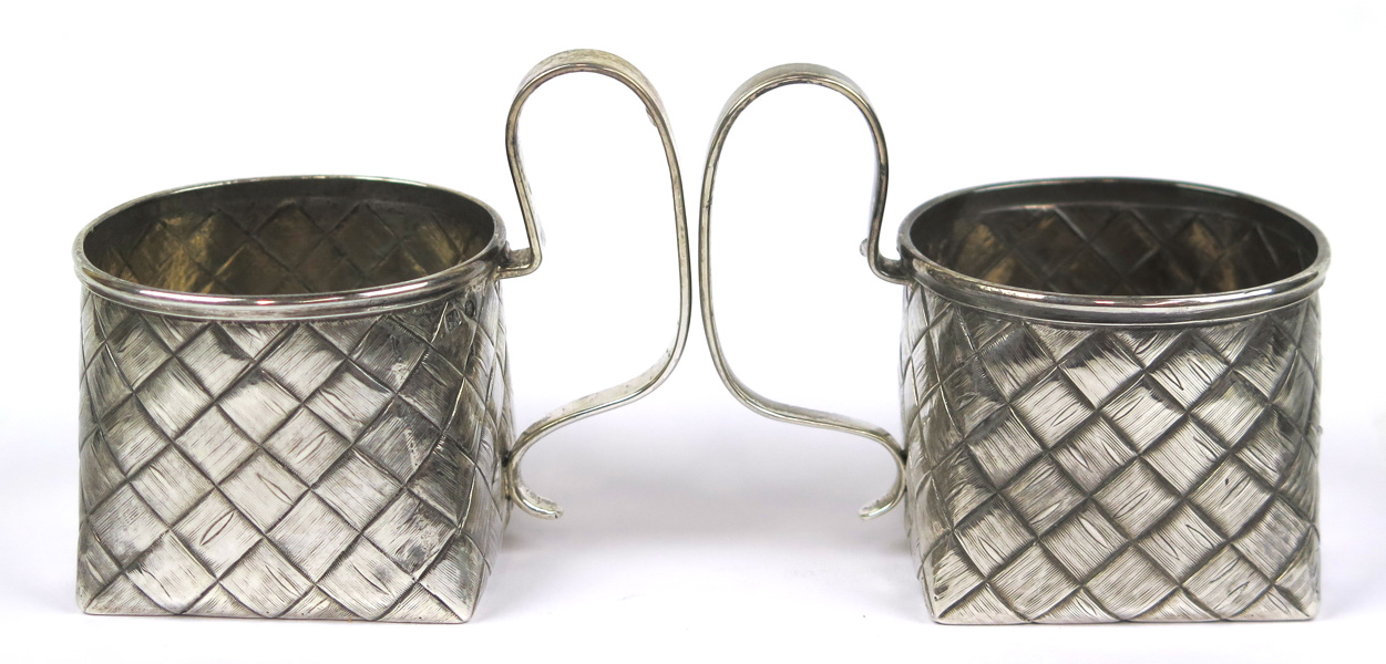 Theglashållare, 1 par, silver, Ryssland, 1800-tal, imitationsflätad dekor, _3221a_8d86914bd84432f_lg.jpeg
