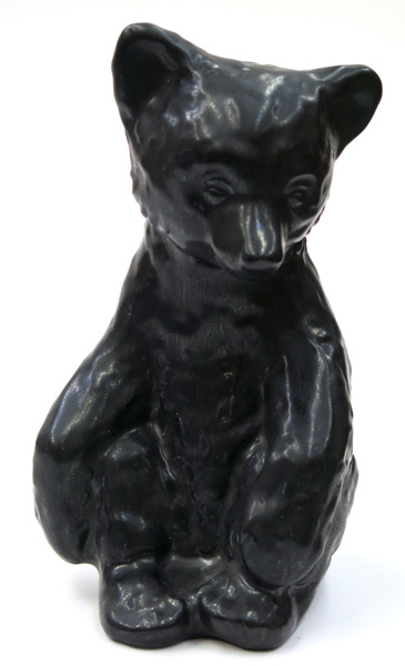 Mannerheim, Lillemor för Uppsala Ekeby/Gefle, figurin, svartglaserat lergods, "Brumsi",_3399a_lg.jpeg