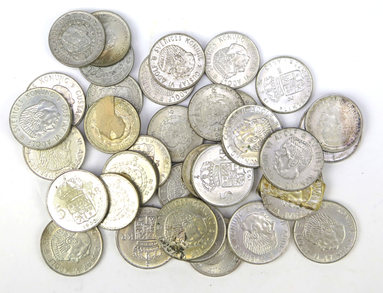 Parti mynt, silver, i huvudsak Sverige, 1900-tal, total vikt ca 550 gram_36362a_8dc297f8f04f200_lg.jpeg