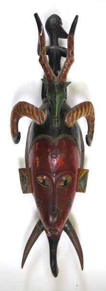 Mask, skuret trä, så kallad Kpelie, Senufo, Elfenbenskusten, 1900-talets 2 hälft, h 79 cm_36630a_8dc2eff4933b3e6_lg.jpeg