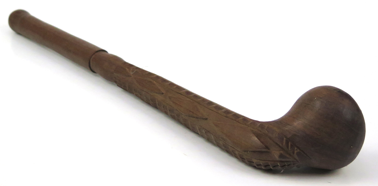 Stridsklubba, snidat trä, så kallad Knobkerrie, Zulu, Sydfrika, längd 43 cm_36823a_8dc31f1c87de0f9_lg.jpeg