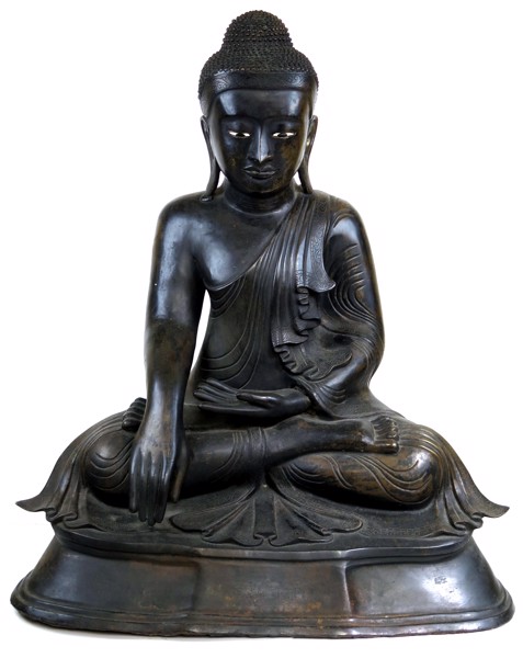 Skulptur, kolossalformat, patinerad brons med porslinsögon, sittande Buddha i Bhumisparsha mudra-pose, _4777a_lg.jpeg