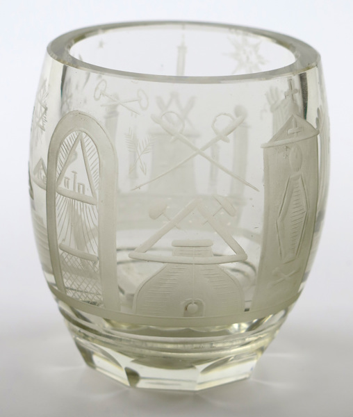 Vas, slipat glas, slipad dekor av frimureriska föremål,_5655a_8d8b62d5f9c4d48_lg.jpeg