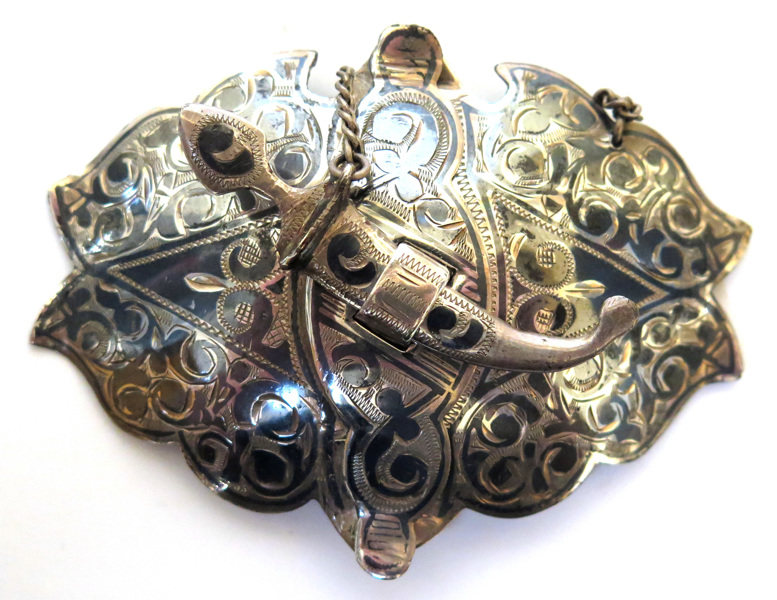 Bältespänne, silver med niellodekor, Ryssland, 1900-talets början, _6673a_lg.jpeg