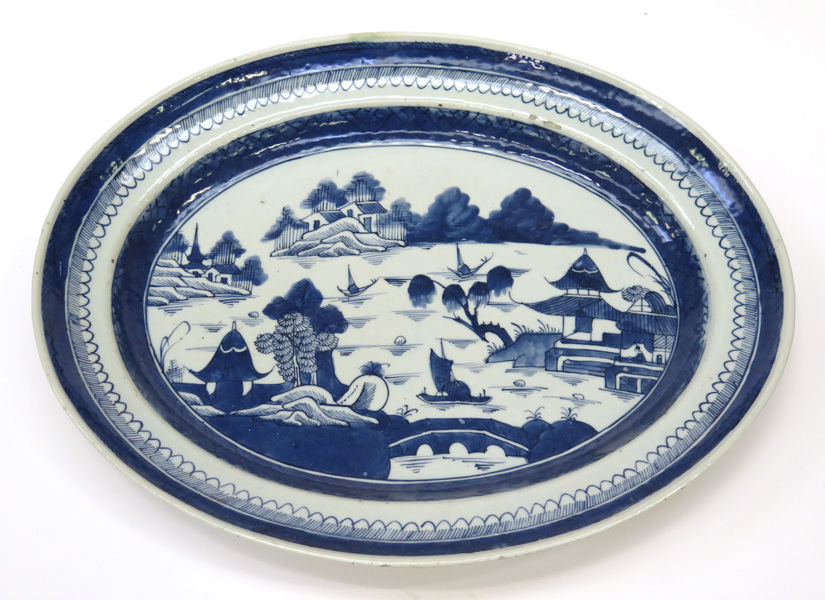 Fat, porslin, Kina, Jiaqing (1796-1820), blå underglasyrdekor av Willow-mönster, _8001a_8d8fb3846e0d1df_lg.jpeg