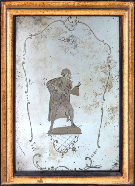 Spegelglas, antagligen Murano, 1700-tal, hinterglasdekor av stående man mm,_8166a_lg.jpeg