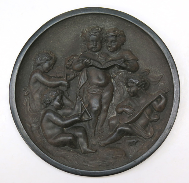 Relief, Bois Durci, antagligen England, 1800-tal, dekor av musicerande putti, _8446a_8d9034ea533b93c_lg.jpeg