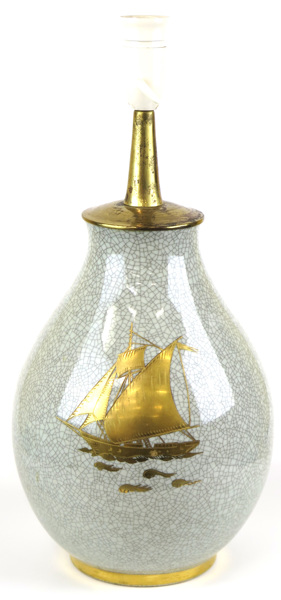 Okänd designer, för Royal Copenhagen, lampa, porslin med mässingsmontage, 1900-talets mitt,_9886a_8d92a9ddb9e44ea_lg.jpeg