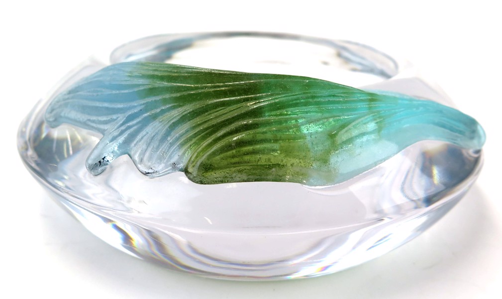 Okänd designer för Daum, skål, kristall med dekor av löv i pâte-de-verre, _998a_8d82cc02c51c124_lg.jpeg