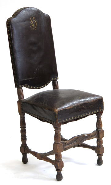 Stol, ek med läderklädsel, barockstil, 1800-tal, målad initial "H"_9993a_lg.jpeg